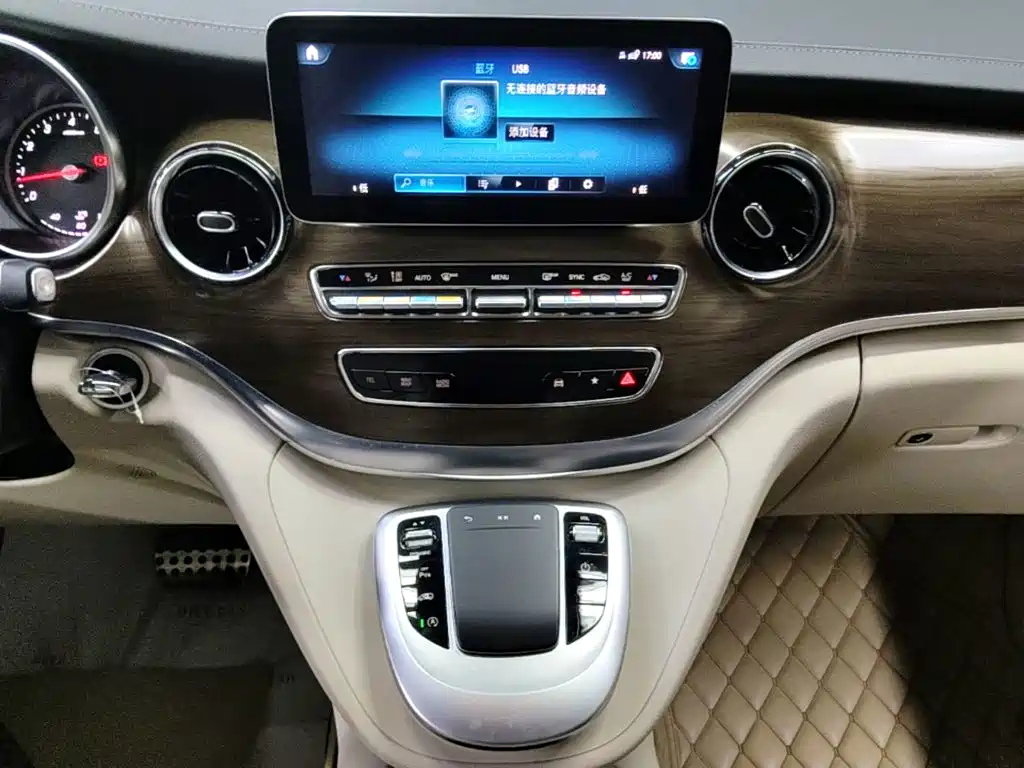 MERCEDES-BENZ V-CLASS