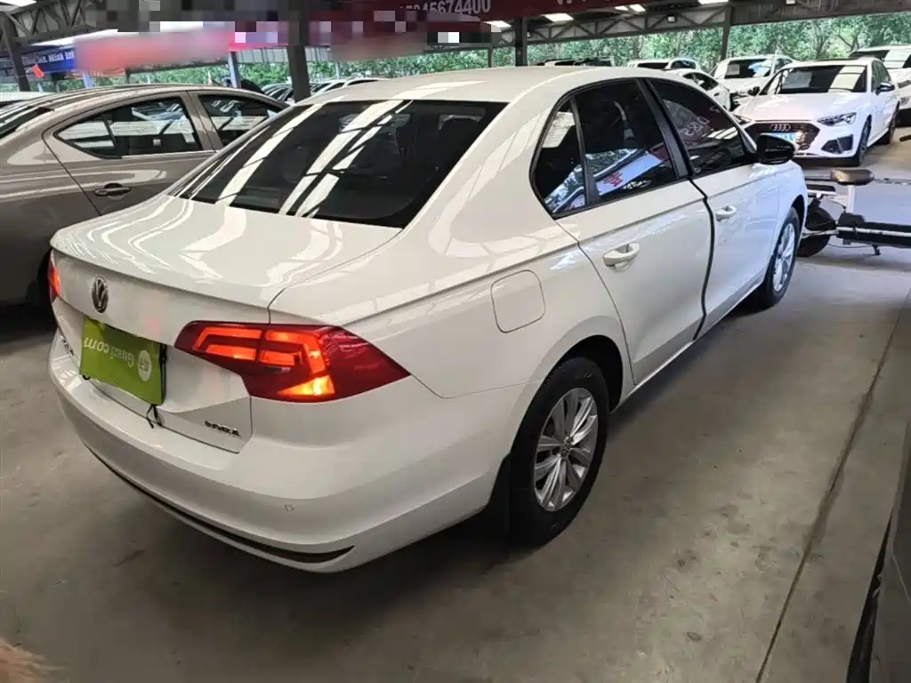 Volkswagen Bora 2016 Model 1.6L Manual Fashion фото 7