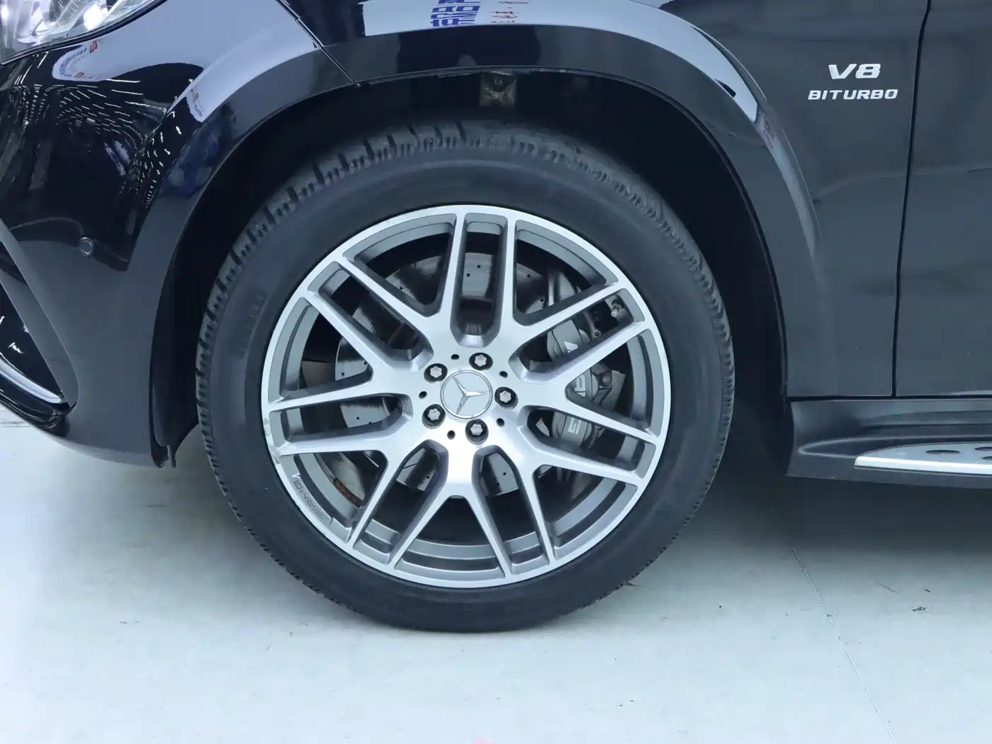 Mercedes-Benz GLS AMG 2017 AMG GLS 63 4MATIC фото 4