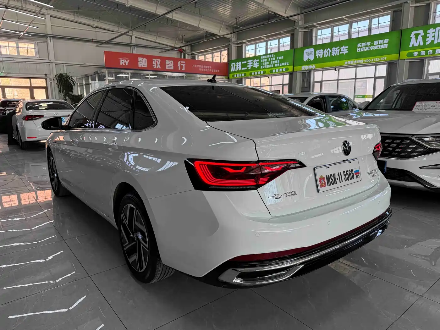 Volkswagen Sagitar 2023 Model Year 280TSI DSG Surpass Edition фото 6