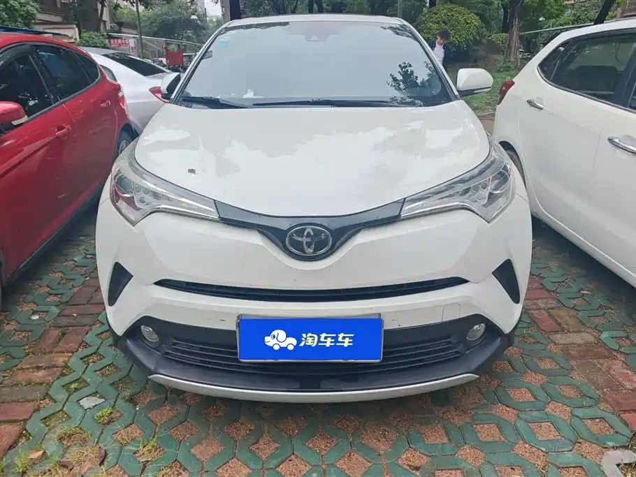 Toyota IZOA 2018 2.0L Yichi Edition China V фото 2