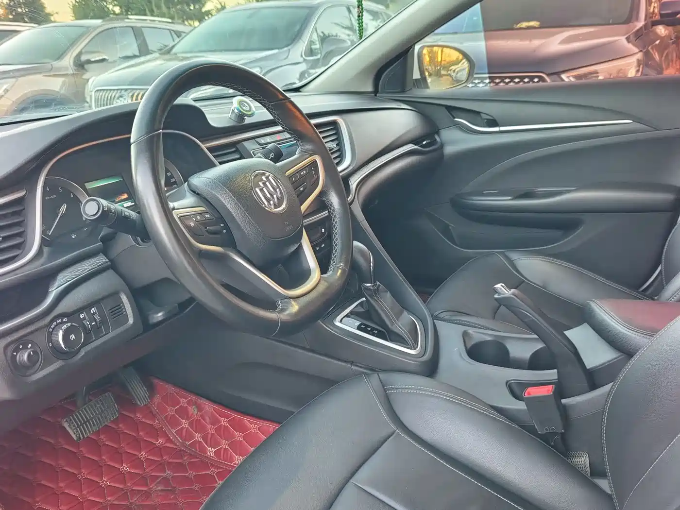 Buick Excelle 2018 18T Automatic Elite фото 4