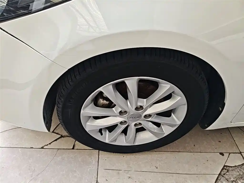 Kia K3 2016 1.6L Automatic GL фото 23