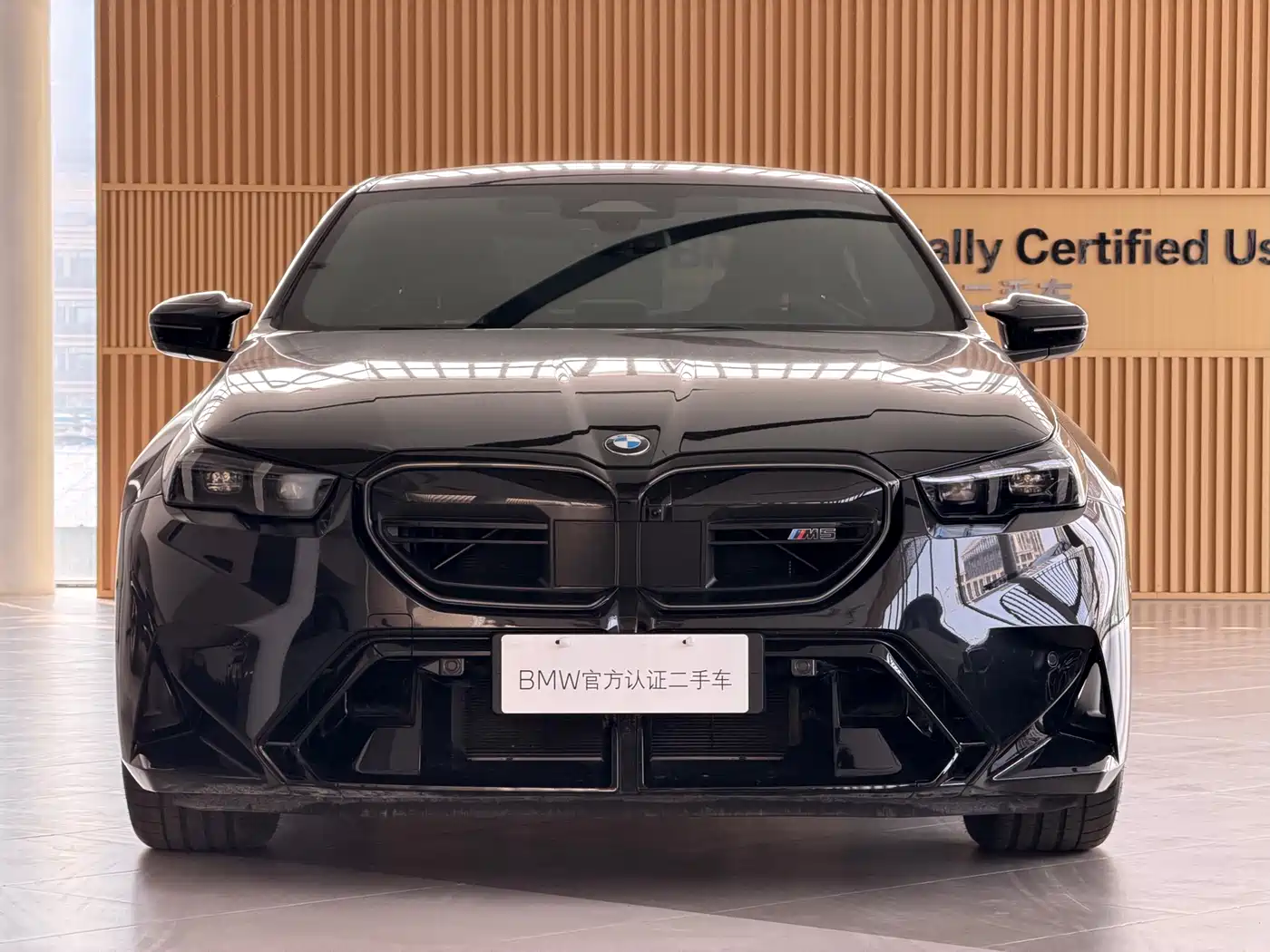 BMW M5 New Energy 2025 M5 фото 6