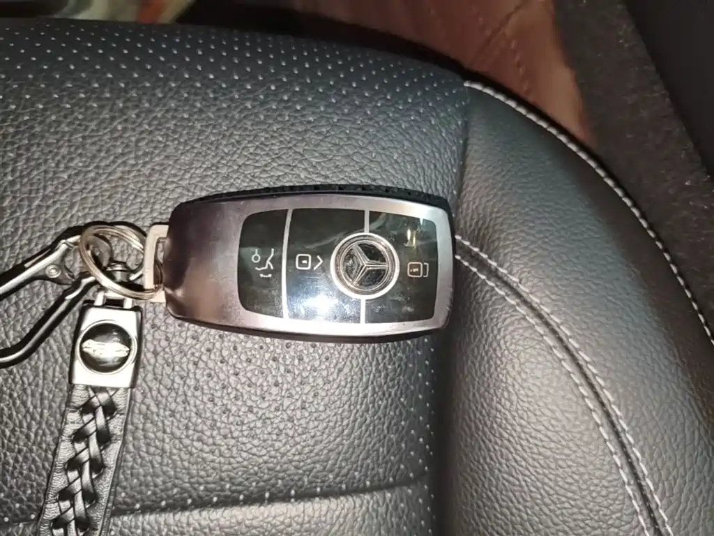 Mercedes-Benz E-Class 2016 E 300 L Sport Fashion Type фото 9