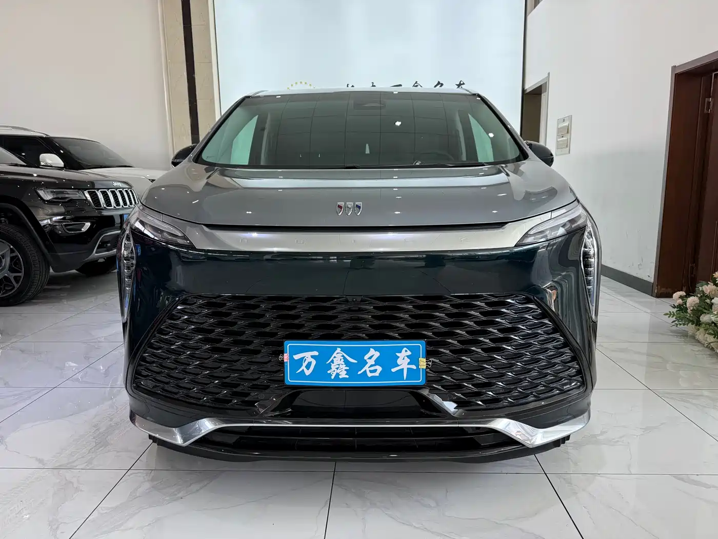 Buick Century 2023 2.0T 4-Seat Private Edition фото 2