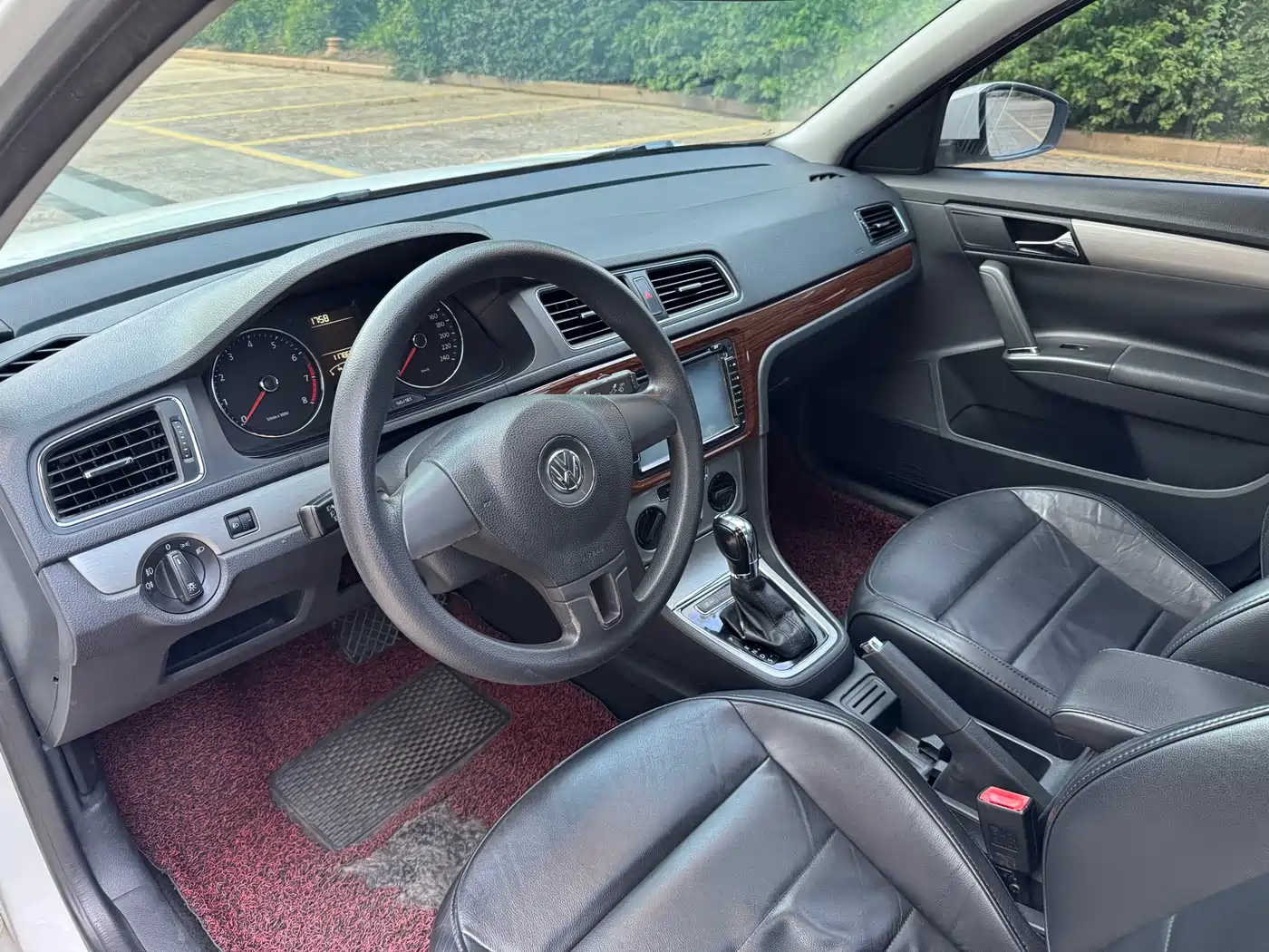 Volkswagen Lavida 2013 Facelift 1.4TSI DSG Comfort фото 16