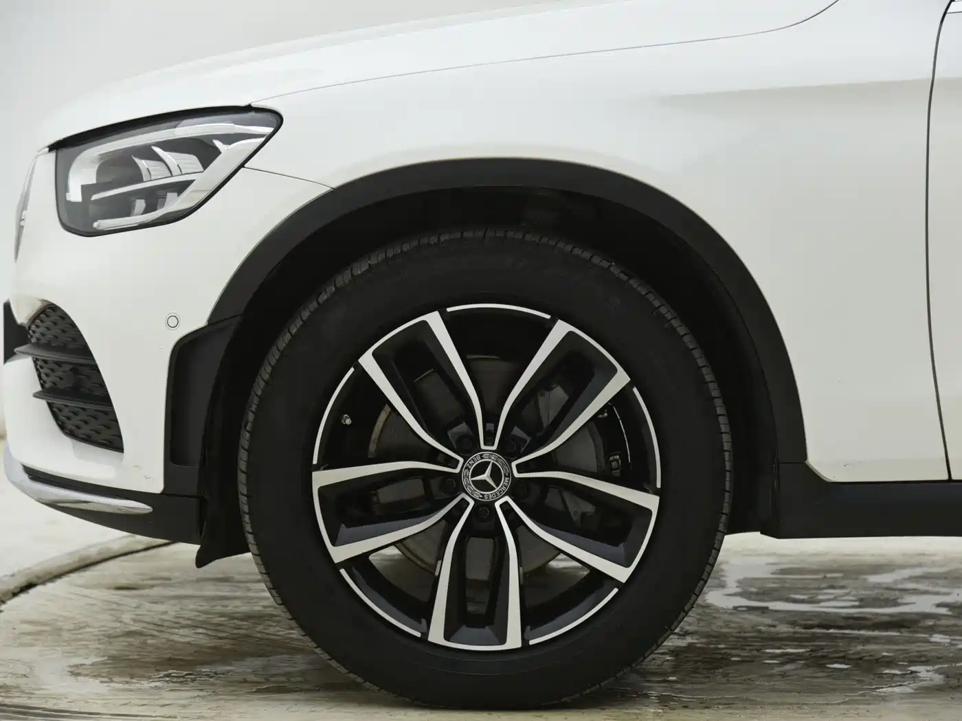 Mercedes-Benz GLC 2021 GLC 260 L 4MATIC Luxury фото 20