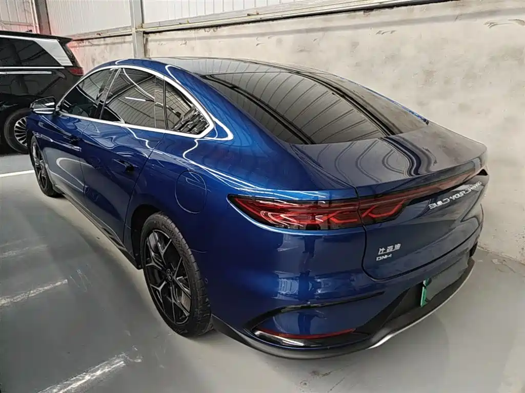 BYD Han 2022 DM-i 242KM Flagship фото 5