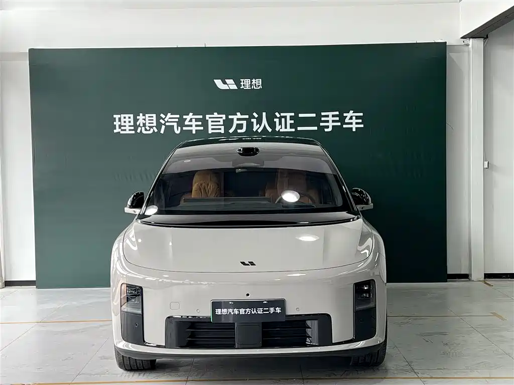 Li Auto Li i8 2025 2025 Standard Edition