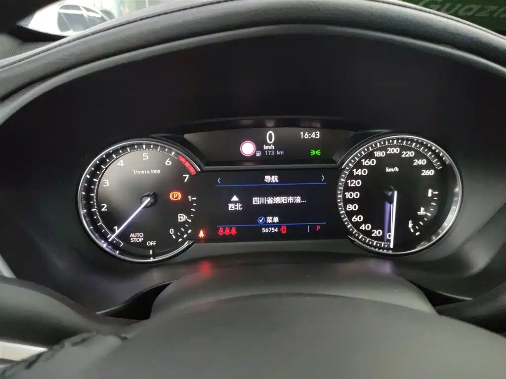 Cadillac XT4 2018 28T FWD Leading Edition фото 12