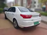 Фото 25 - Geely Vision