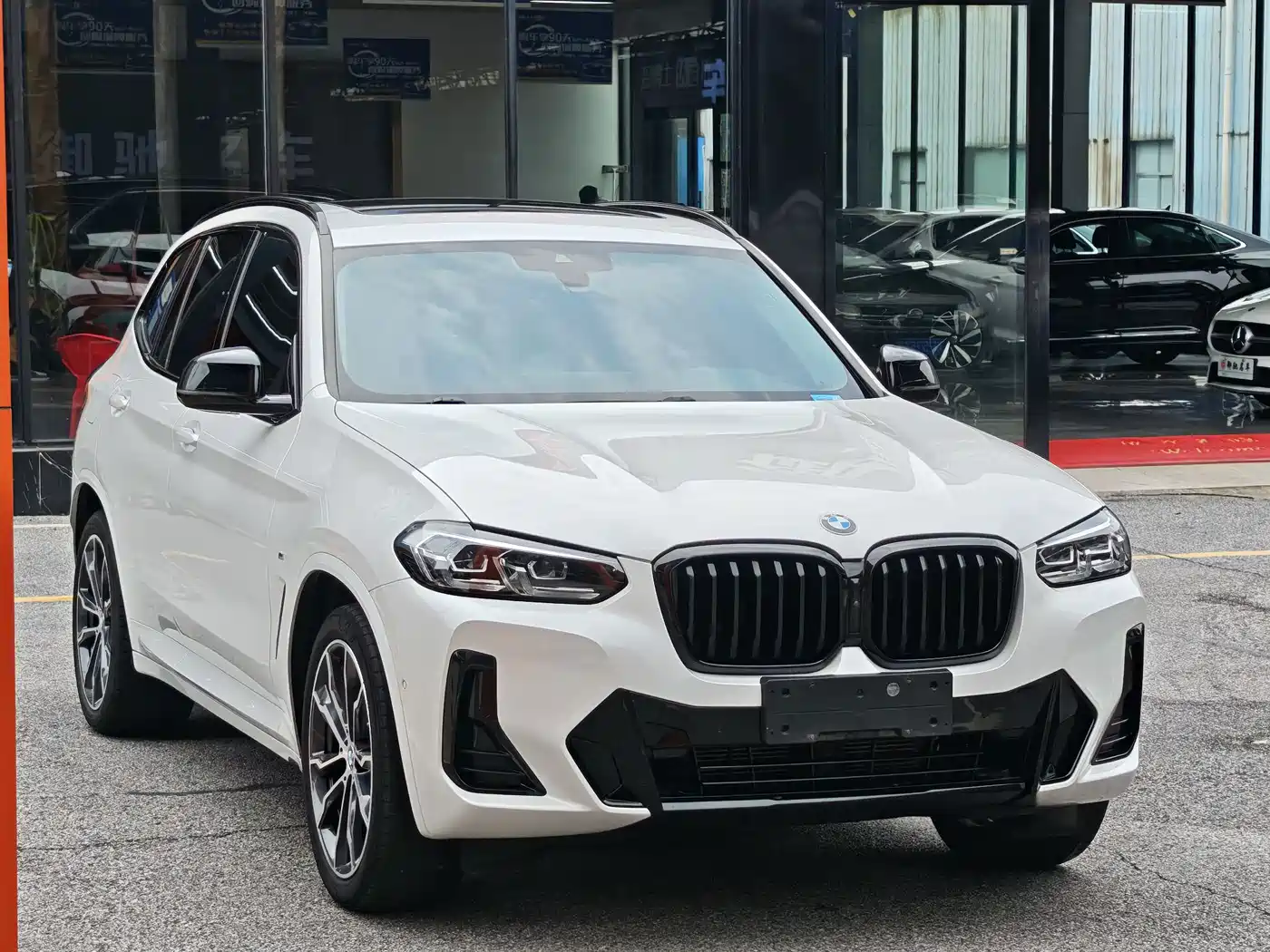 BMW X3 2023 xDrive30i Leading M Night Package фото 3