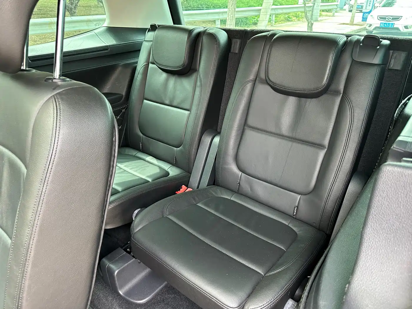 Volkswagen Sharan 2014 2.0TSI Comfort фото 15