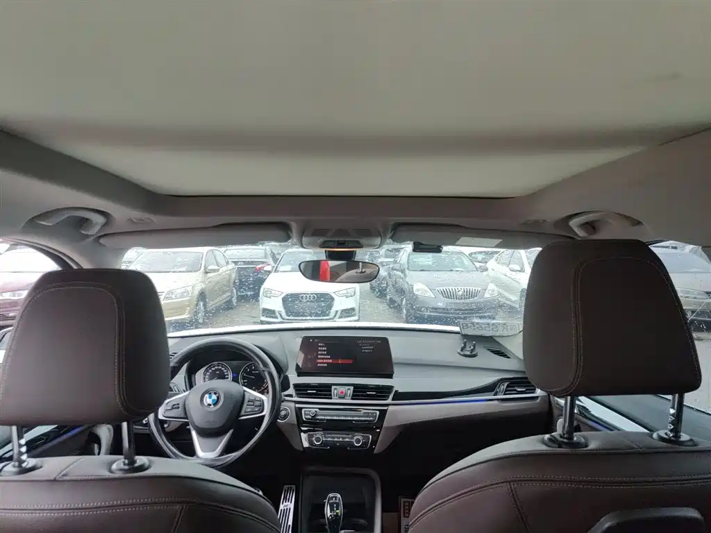 BMW X1 2021 Facelift sDrive20Li Fashion фото 14
