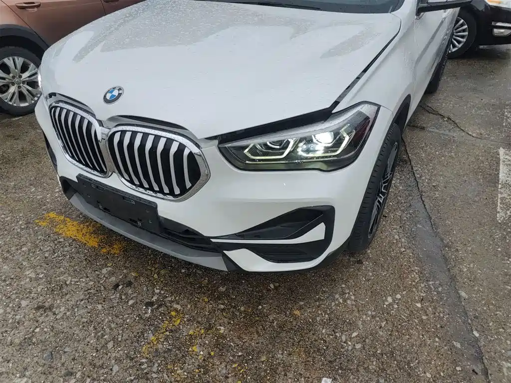 BMW X1 2021 Facelift sDrive20Li Fashion фото 18