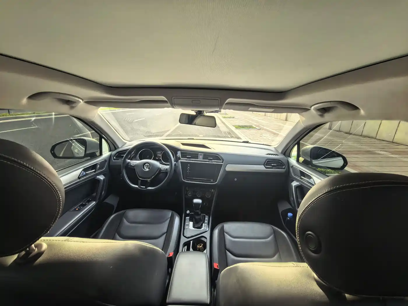 Volkswagen Tiguan L 2019 Facelift 330TSI Auto 2WD Panorama Comfort China VI фото 17