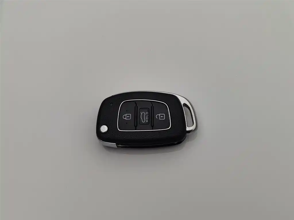 Hyundai Elantra 2016 Model 1.6L Automatic Smart Elite фото 19