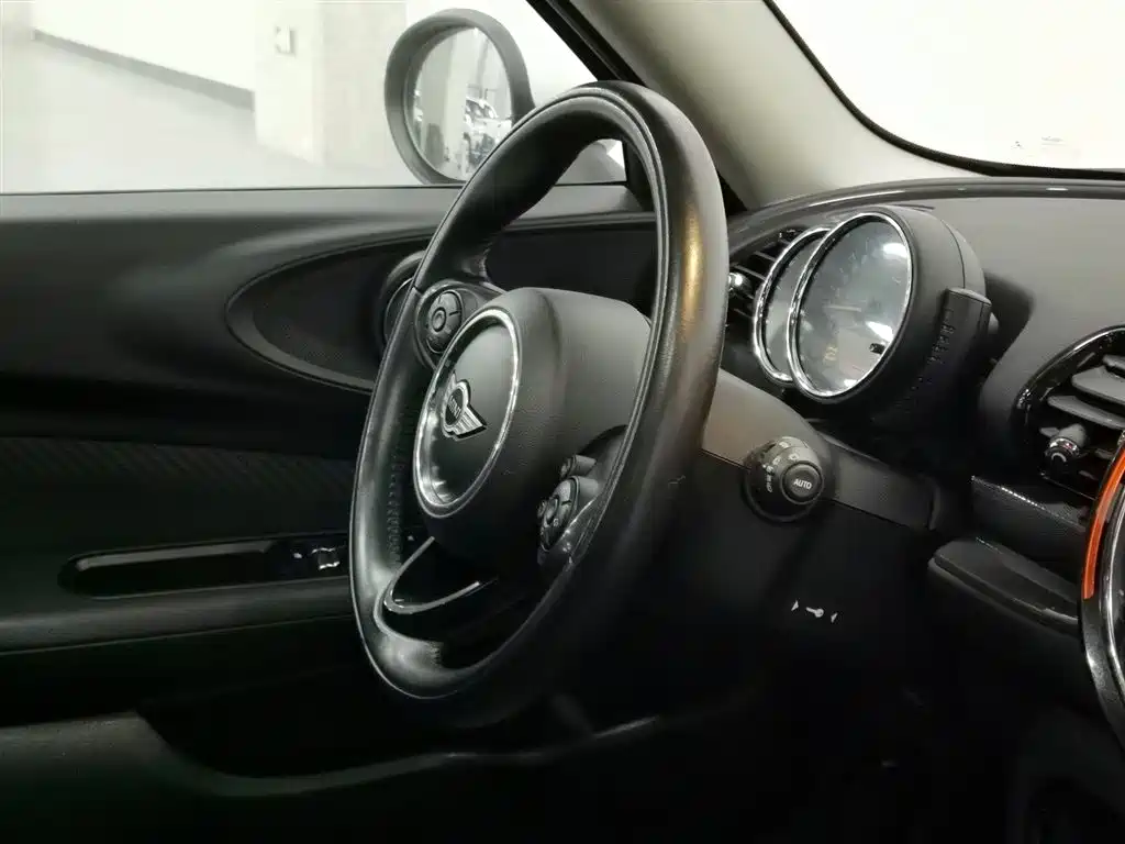 MINI CLUBMAN 2016 1.5T COOPER фото 22