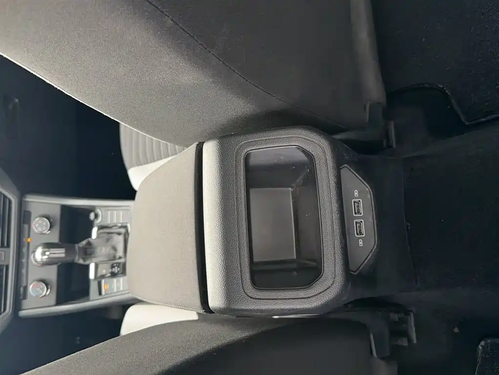 Volkswagen Bora 2023 200TSI DSG Comfort Edition фото 16