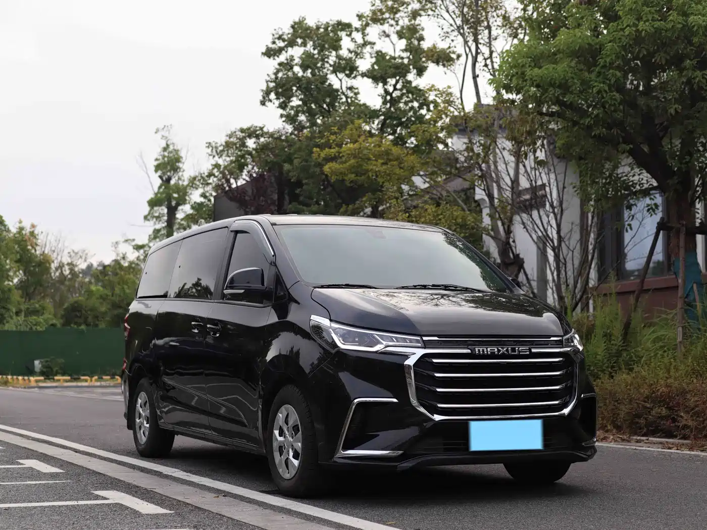 2025 Maxus G10