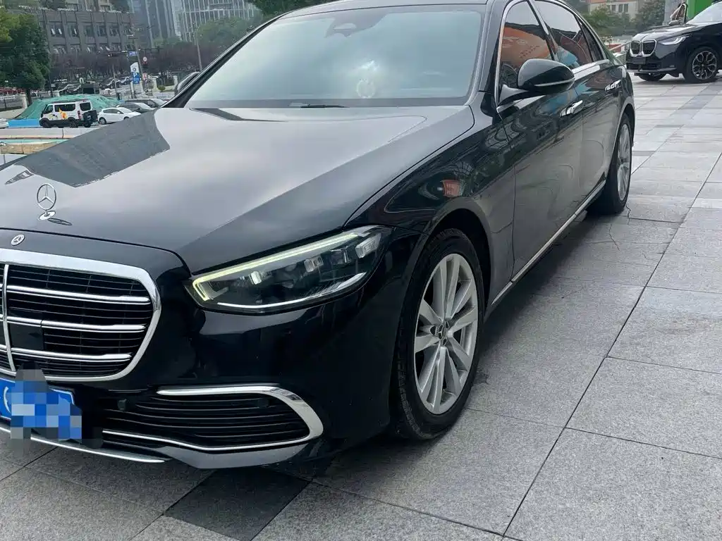 Фото 3 - Mercedes-Benz S-Class