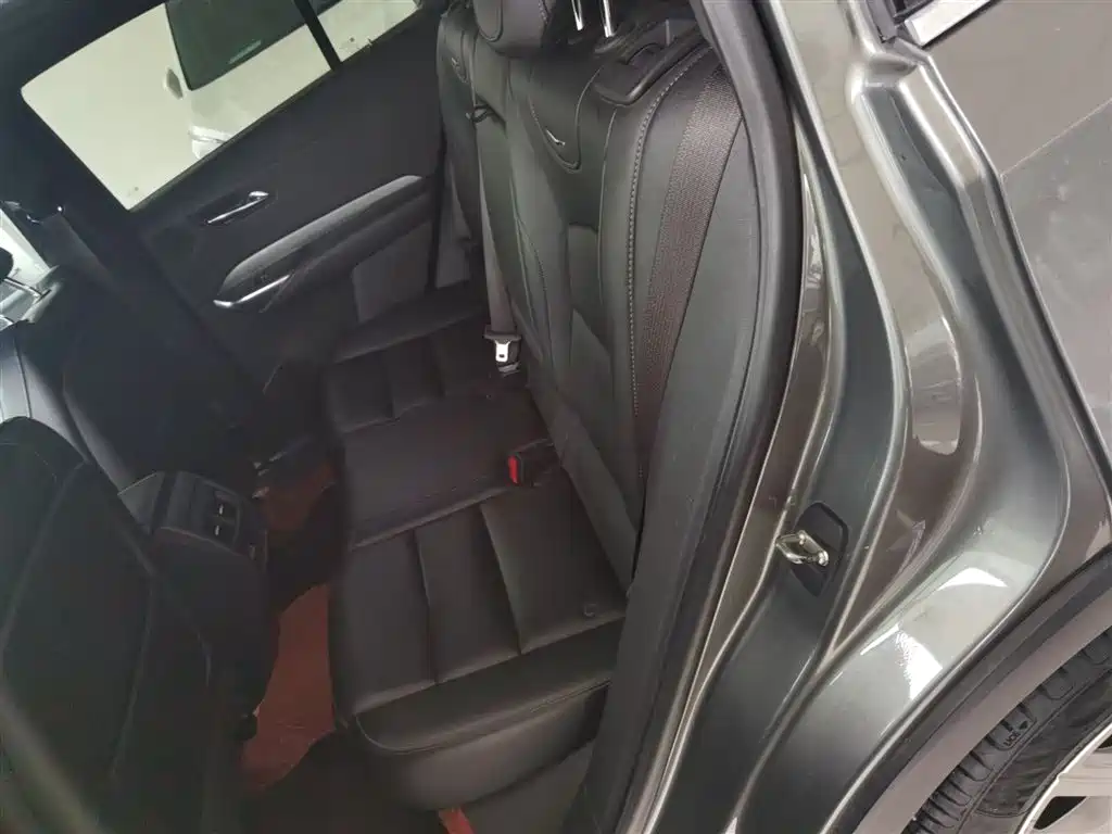 Cadillac XT4 2018 28T FWD Leading Edition фото 17