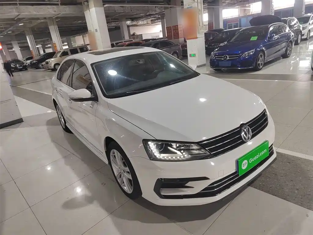 Volkswagen Sagitar 2018 280TSI DSG Spark Edition фото 22
