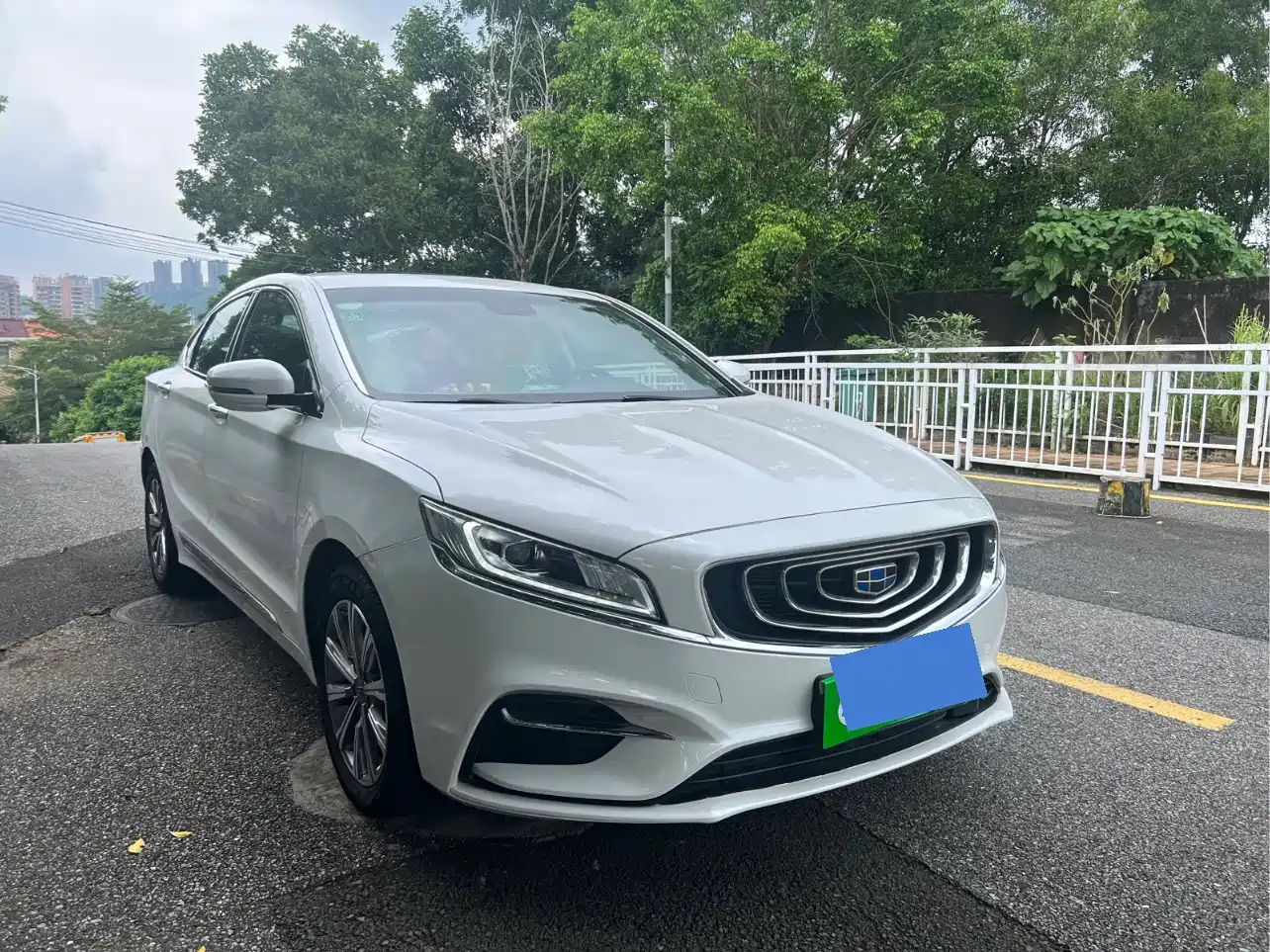 Geely Borui 2019 2018 1.5T MHEV Premium Edition