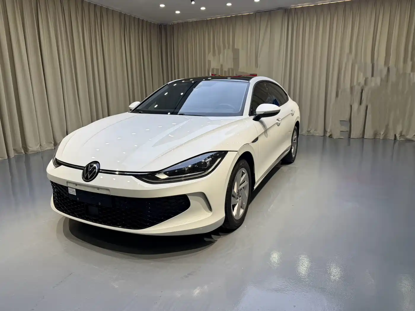Volkswagen Lamando 2022 Lamando L 280TSI DSG Sporty Edition