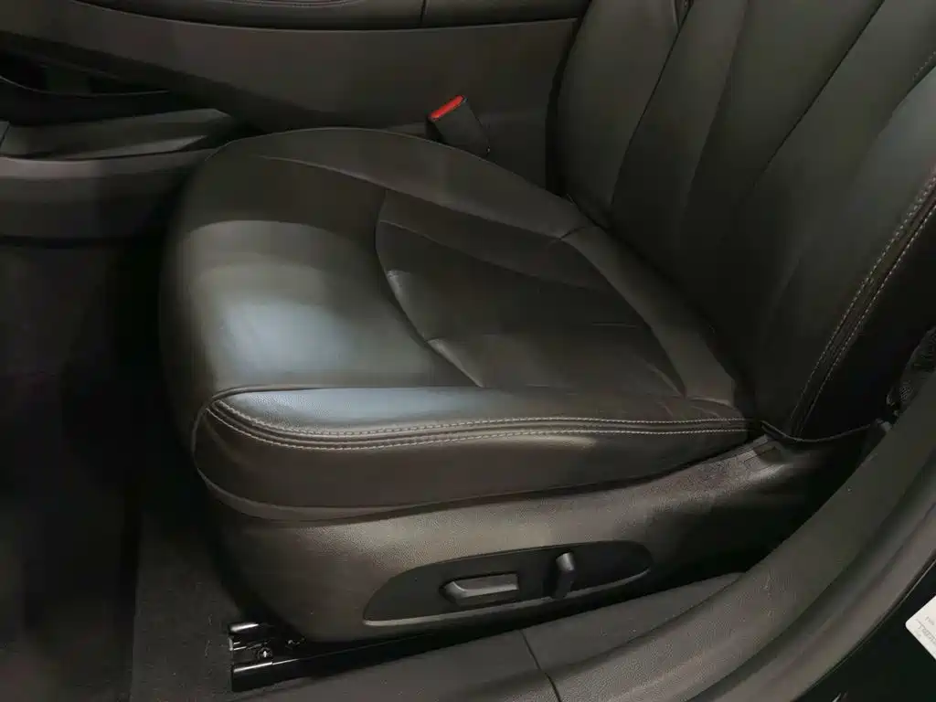 Buick LaCrosse 2022 552T Luxury фото 20