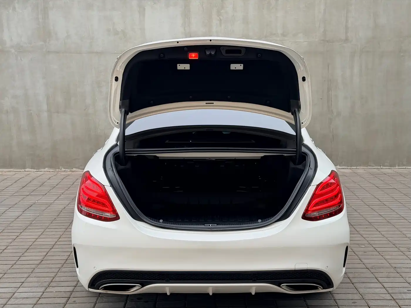 Mercedes-Benz C-Class 2017 C 200 L Sport фото 10