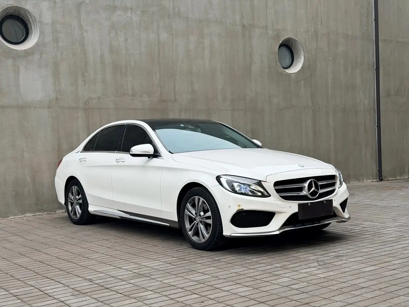 Mercedes-Benz C-Class 2017 C 200 L Sport фото 3