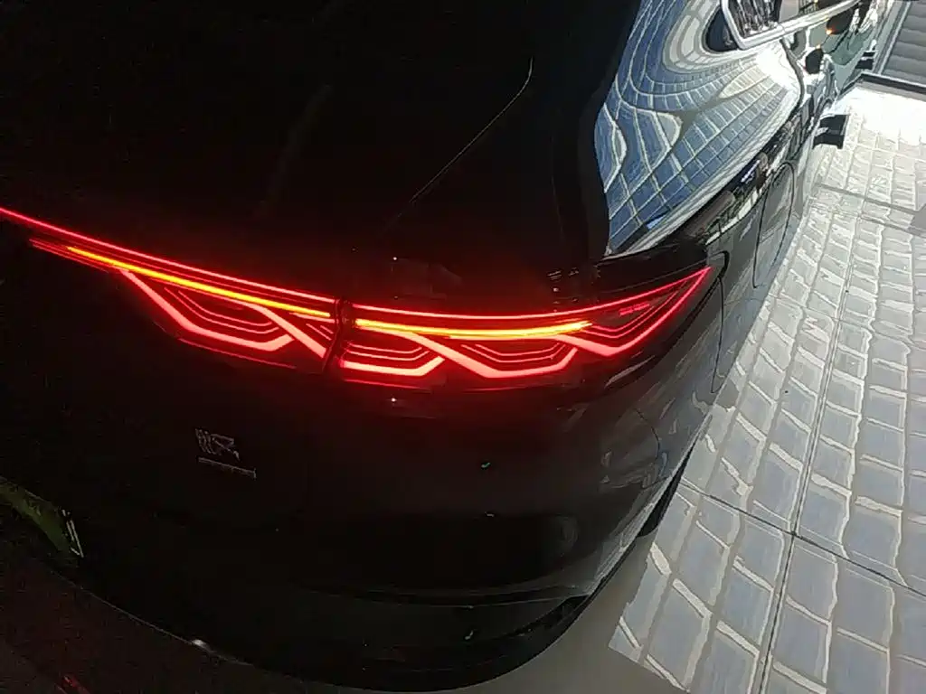 BYD Han 2025 DM-i Smart Drive Edition 125KM Elite фото 24