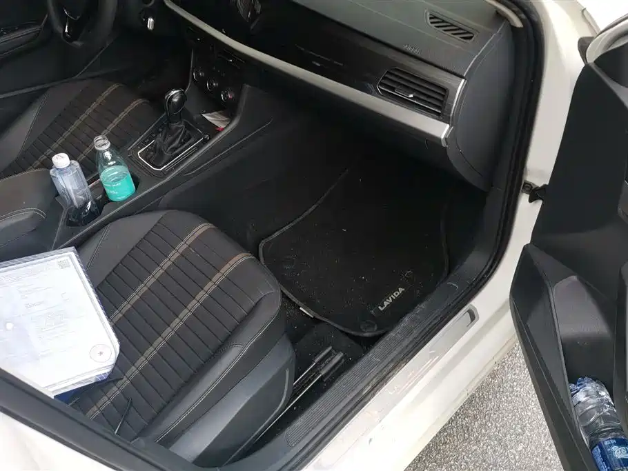 Volkswagen Lavida 2022 280TSI DSG Comfort Edition фото 8