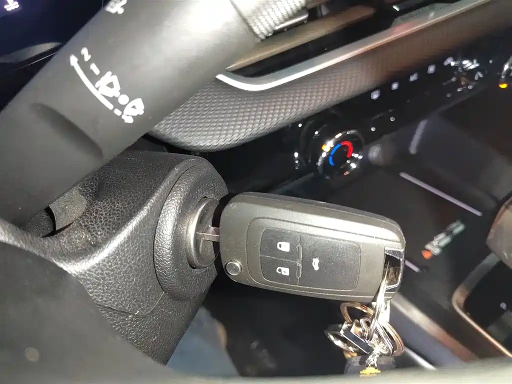 Chevrolet Monza 2023 1.5L DCT Enjoyment Edition фото 9
