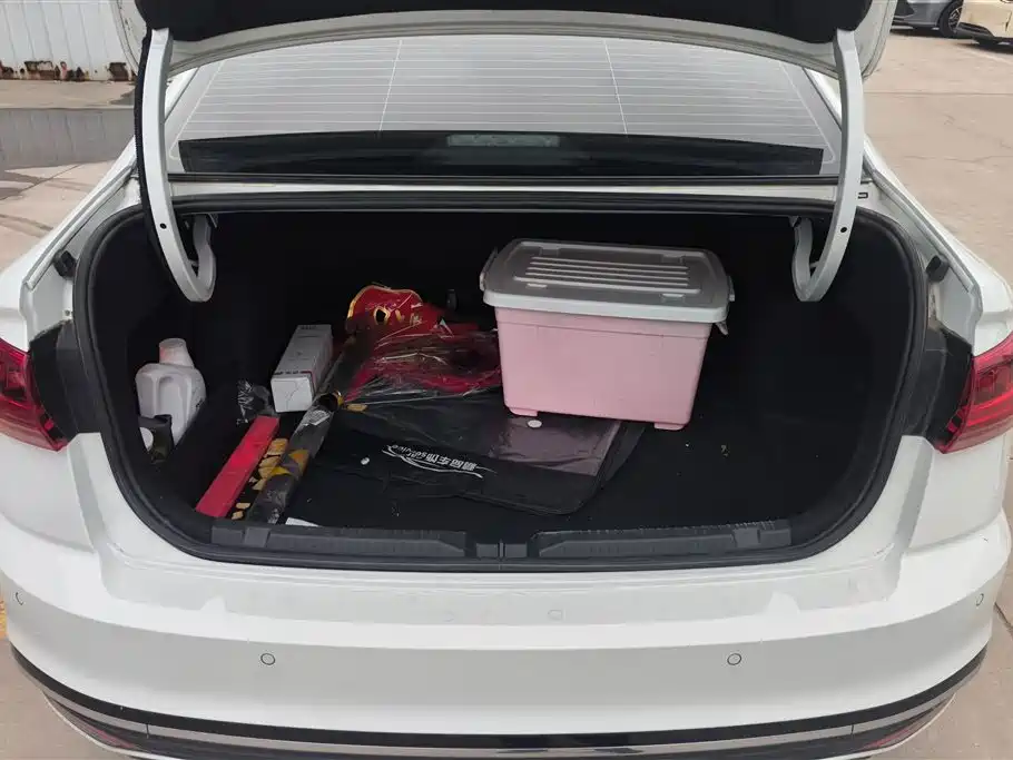 Volkswagen Bora 2023 200TSI DSG Yuexing Edition фото 4