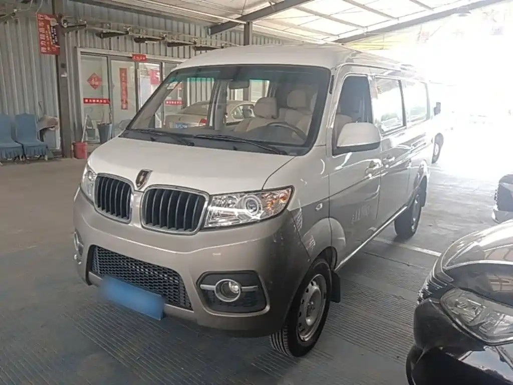 Jinbei Little Sea Lion X30 2023 1.5L Fortune Van 2/5 Seats Non-AC SWC15M