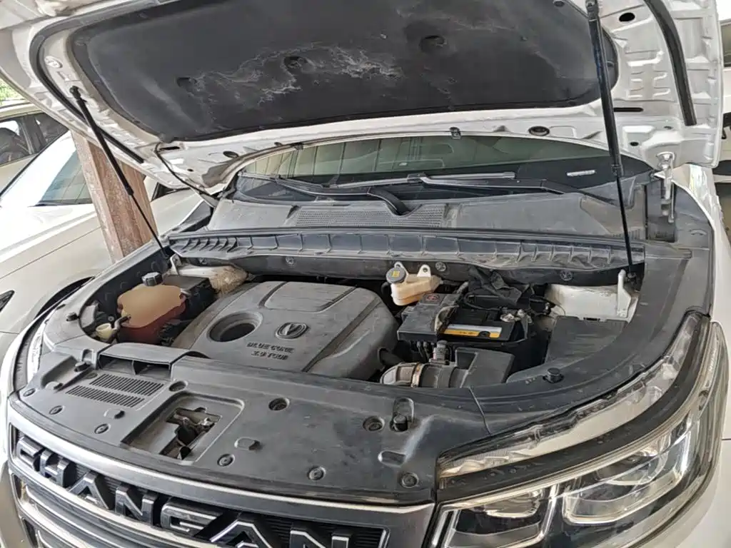 Changan CS95 2017 2017 2.0T FWD Zhitu Edition