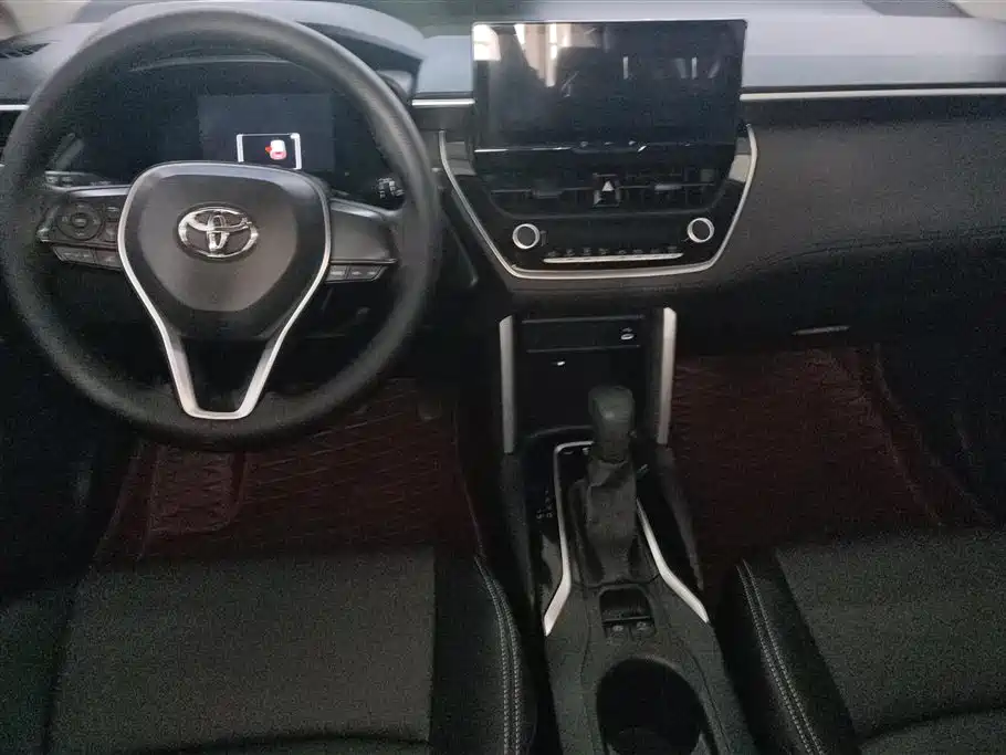 Toyota Frontlander 2023 2.0L CVT Elite Edition фото 12