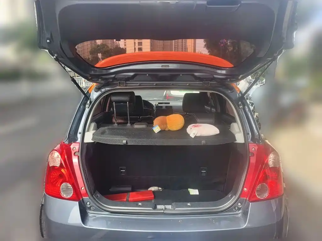 Suzuki Swift 2018 2016 1.5L Automatic Fashion Cool Edition