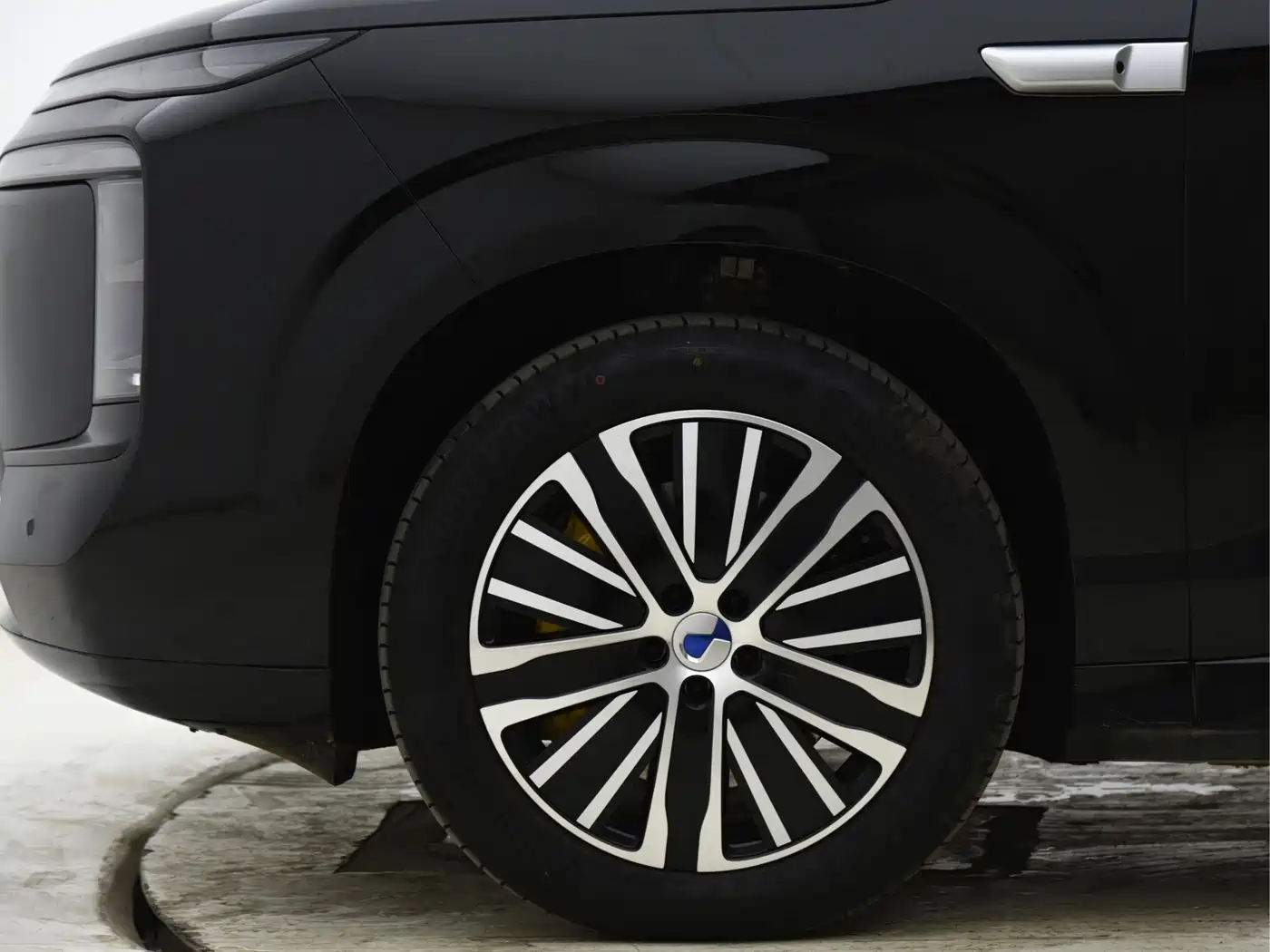 Denza N8L 2026 Model Prestige Edition фото 40