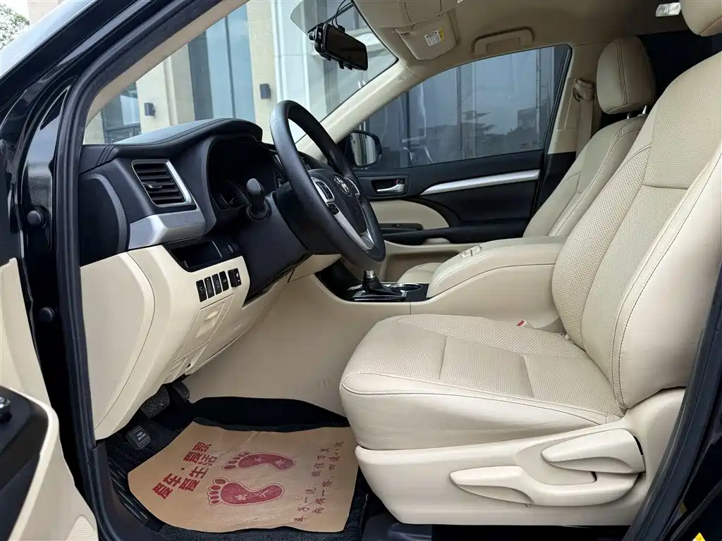 Toyota Highlander 2018 2.0T 2WD Elite 7-seater (China V) фото 4