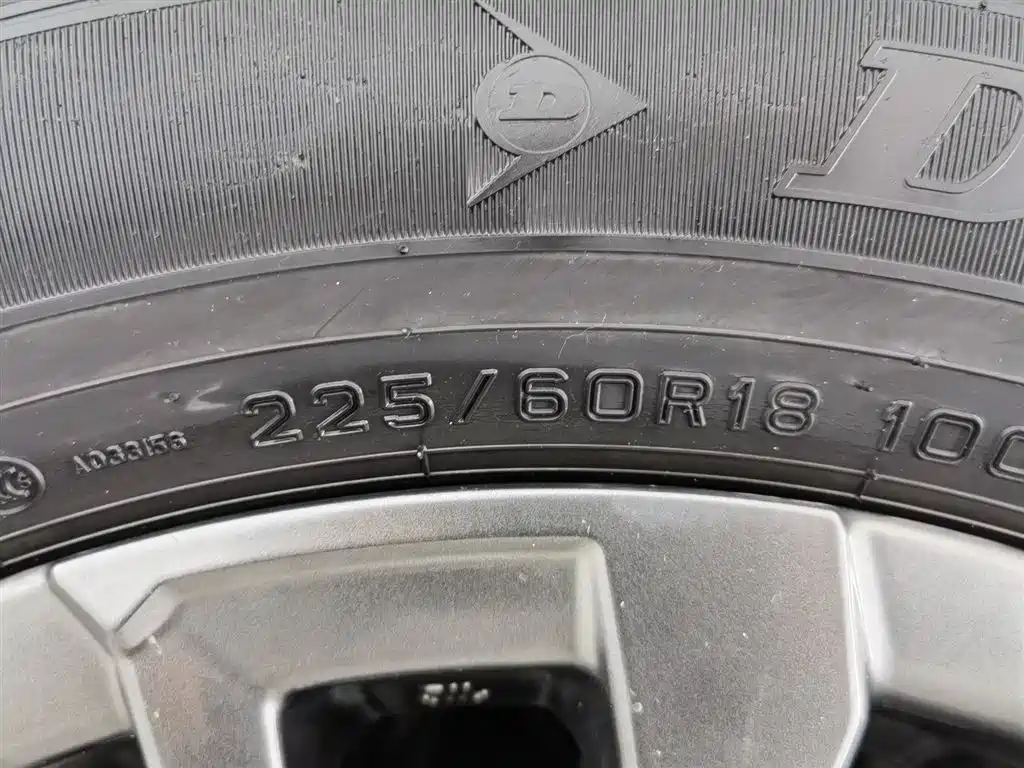 Toyota Wildlander 2023 Hybrid 2.5L E-CVT FWD Luxury PLUS Edition фото 24