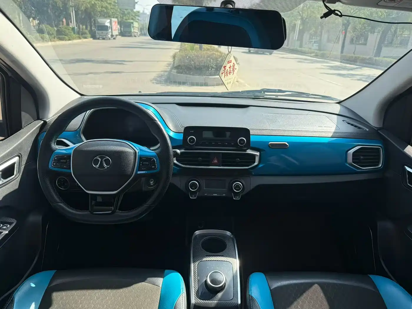 BAIC NEW ENERGY EC3