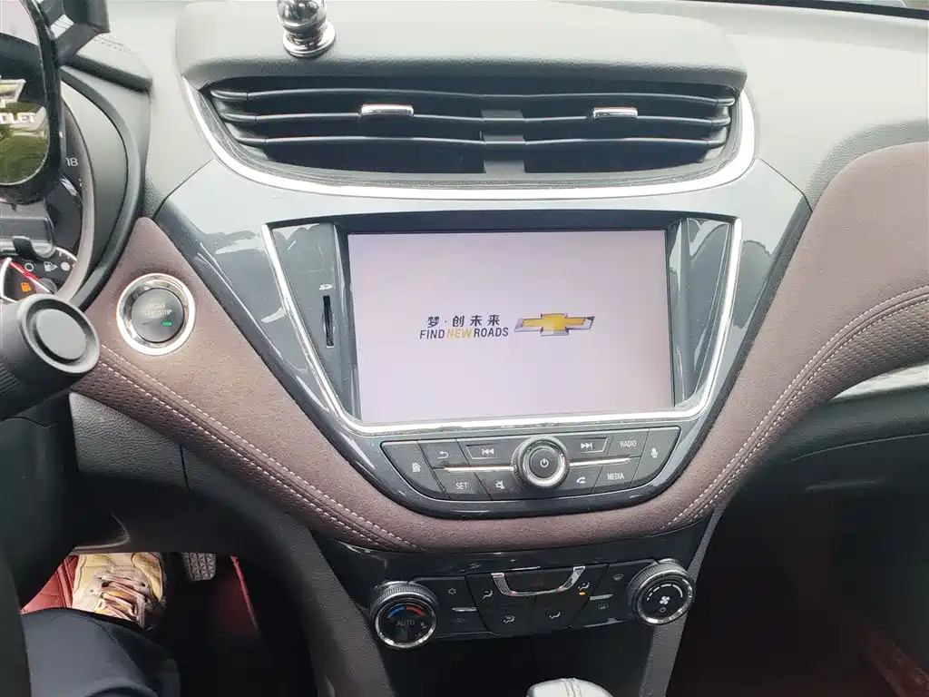 Chevrolet Malibu 2018 530T Automatic Luxury Edition фото 9
