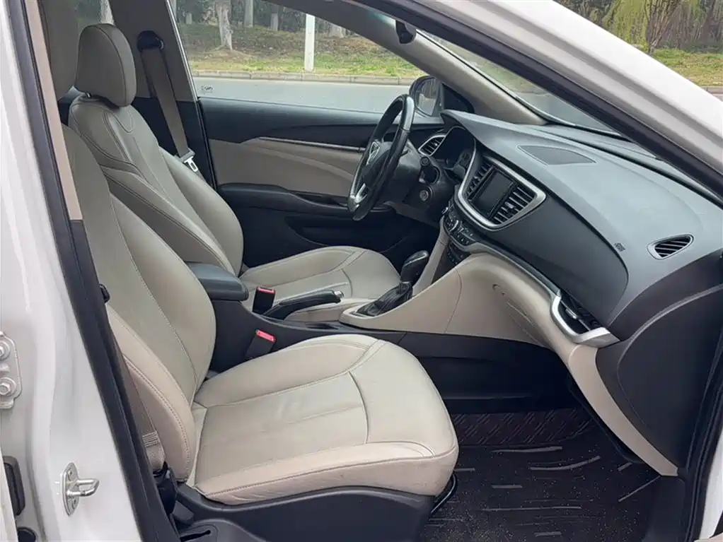 Buick Excelle 2019 15T DCT Connected Elite Type China VI фото 20