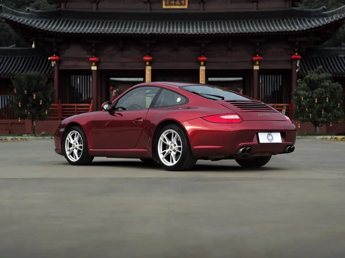 Porsche 911 2010 Carrera 3.6L фото 5