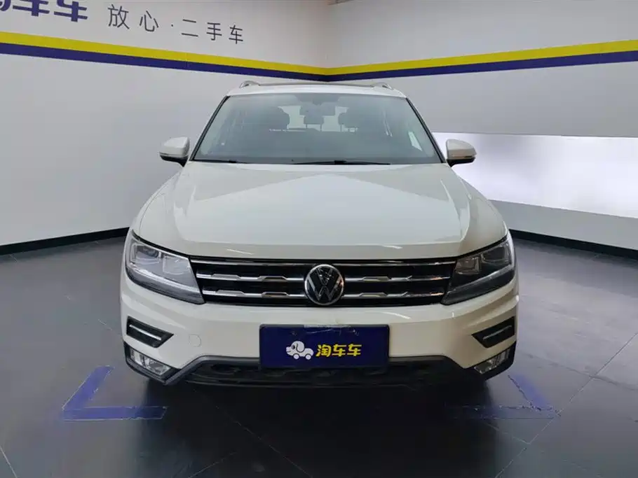 Volkswagen Tiguan L 2021 330TSI Automatic 2WD Smart фото 2