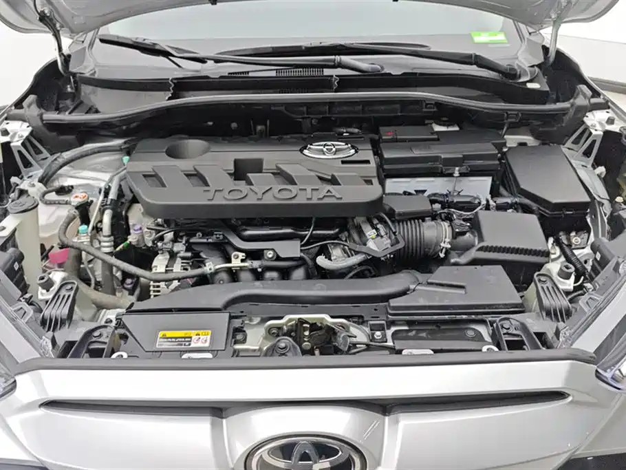 Toyota Frontlander 2023 2.0L CVT Leading Edition фото 10